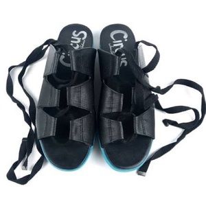 New ...CIRCUS by Sam Elderman Black sandals